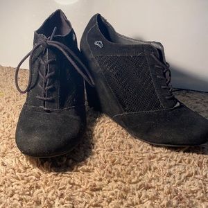 Black Fergalicious boots